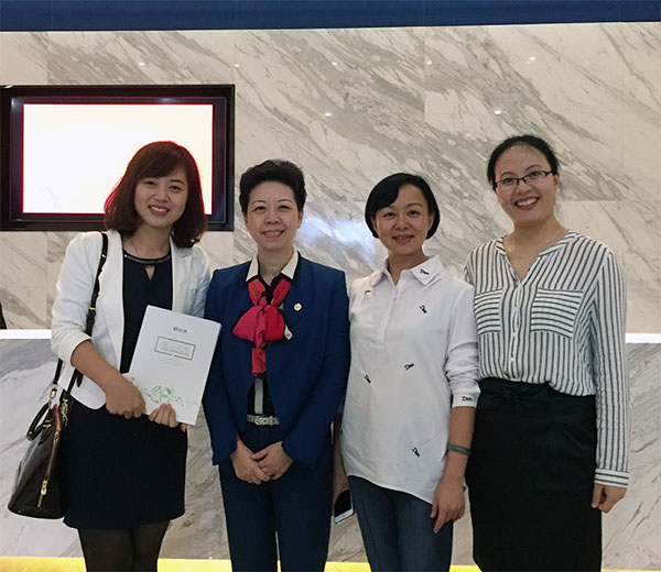 与外商投资企业协会共同到访怡亚通参观考察